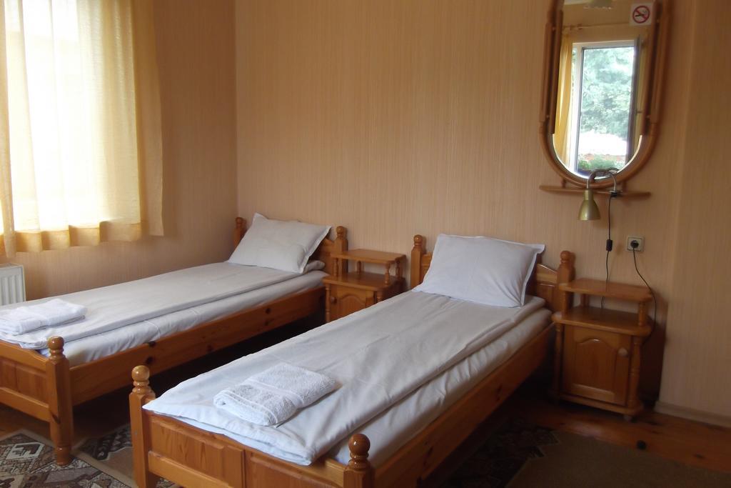 Borova House Hotel Трявна Екстериор снимка